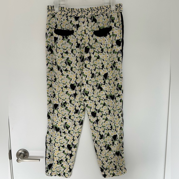 French connection women’s floral pants, size S - Picture 2 of 5